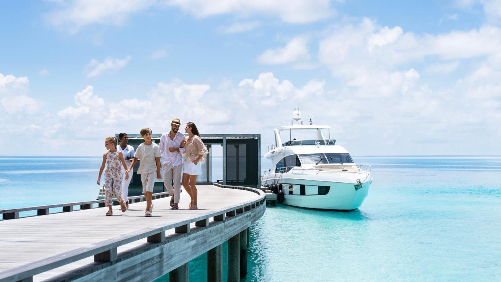The Ritz-Carlton Maldives, Fari Islands Gaafaru Exterior foto